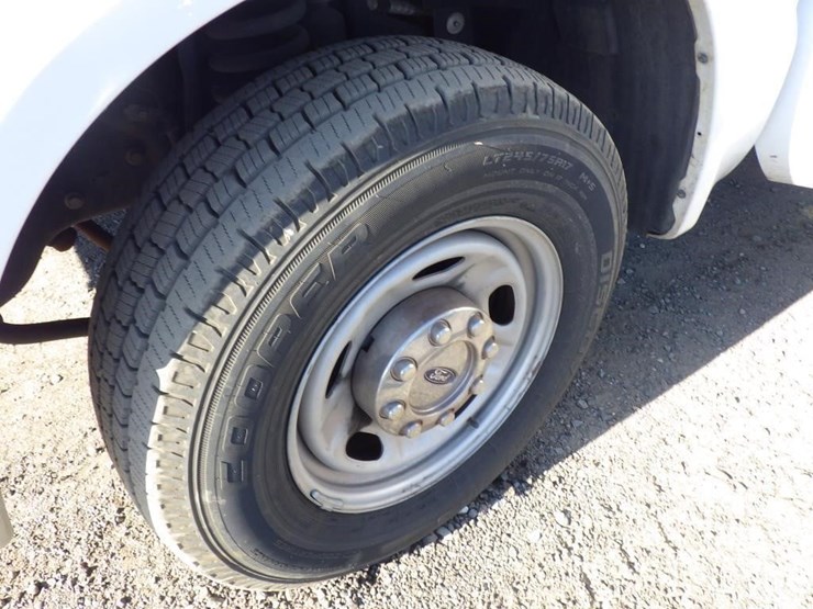 2010-ford-f350-image-13