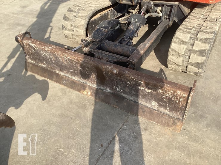 2022-kubota-kx040-4-image-11