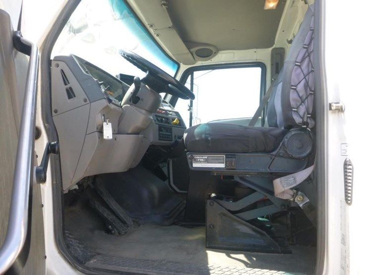 2000-vactor-2100-image-19