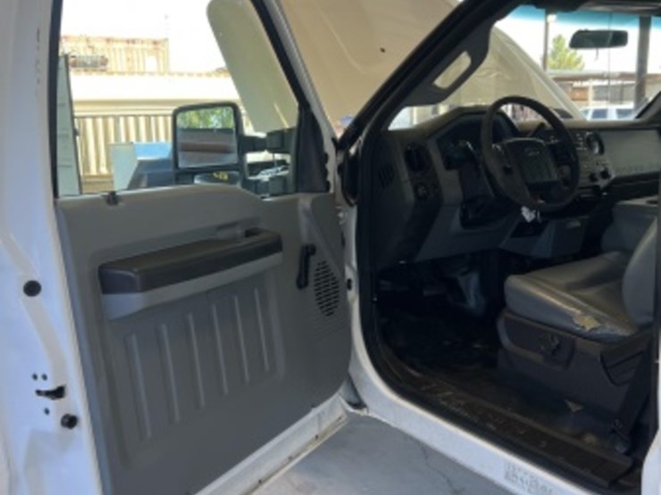 2015-ford-f250-image-21