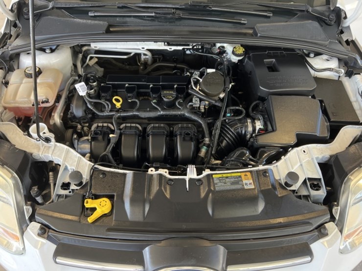 2012-ford-focus-se-sdn-image-11
