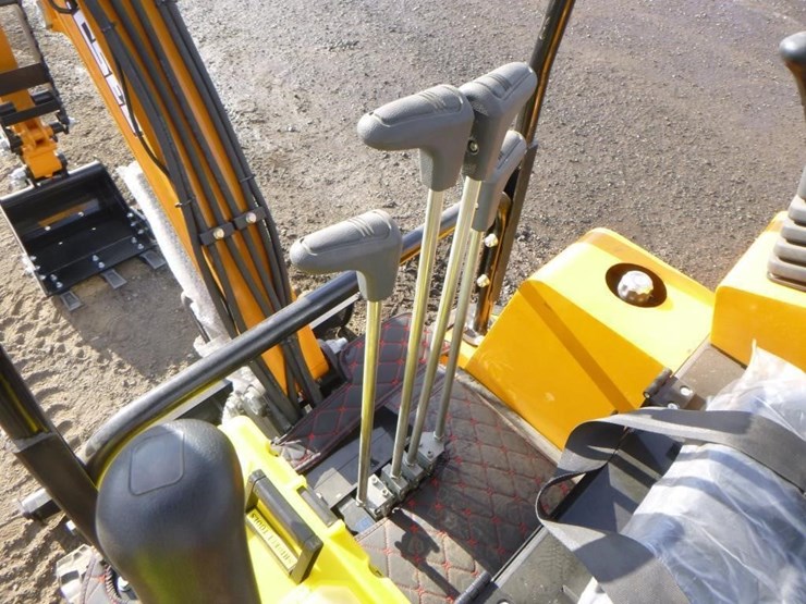2025-vicsec-vc15-hydraulic-excavator-image-23