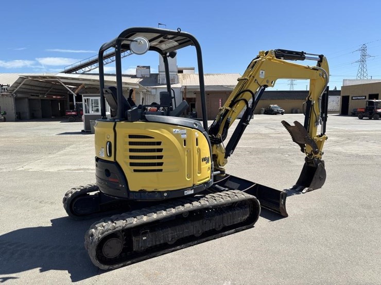 2020-yanmar-vi035-hydraulic-excavator-image-3