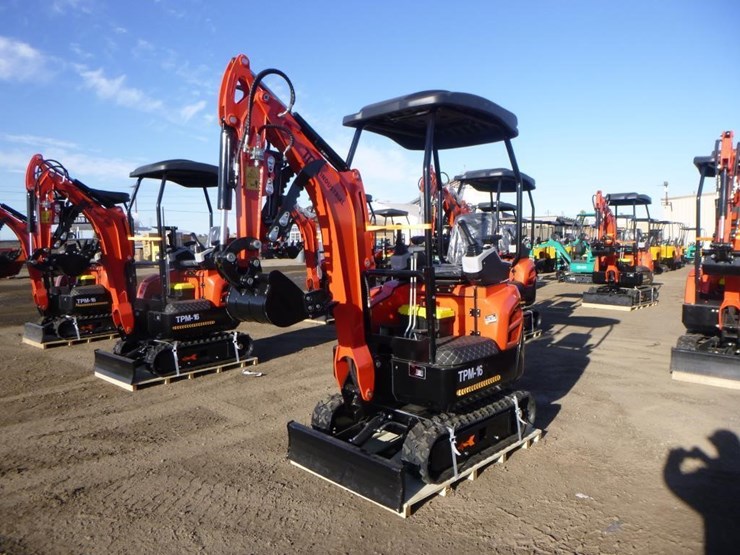 2025-tpm-16-hydraulic-excavator-image-1