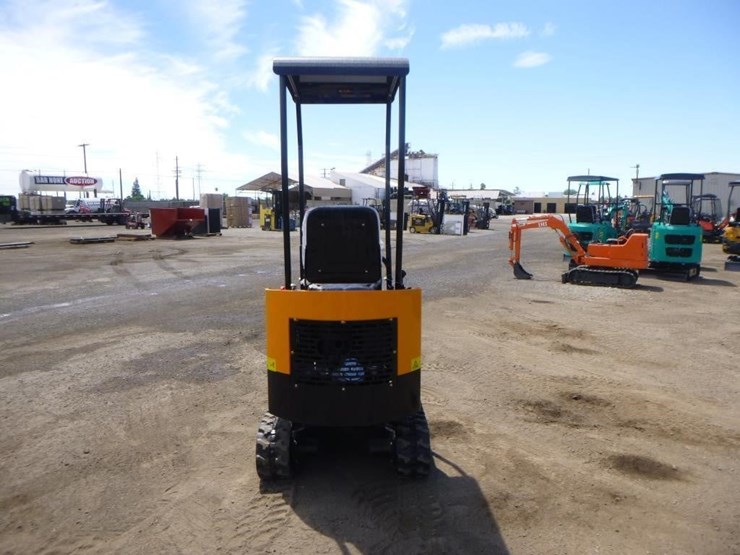 2025-vicsec-vc13j-hydraulic-excavator-image-8