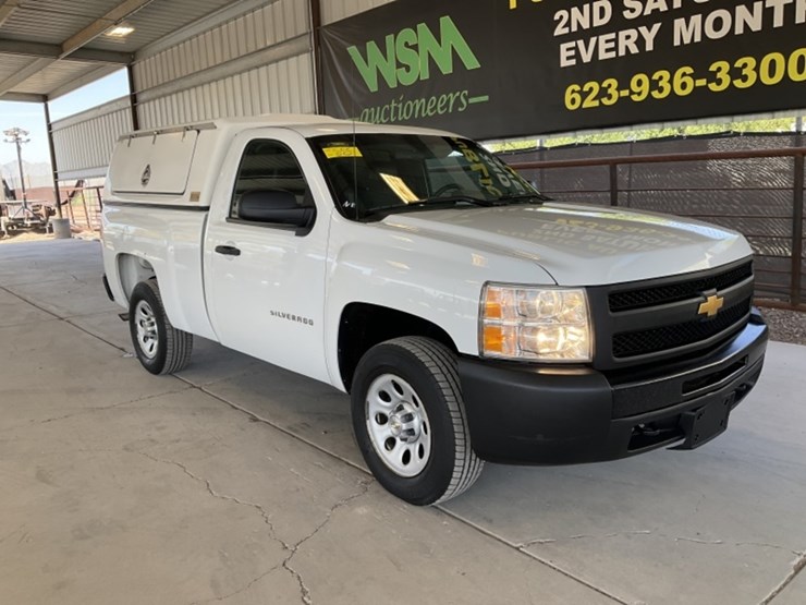 2012-chevrolet-silverado-1500-image-2