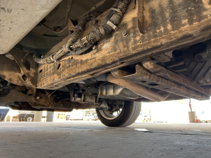 2014-chevrolet-express-2500-image-25