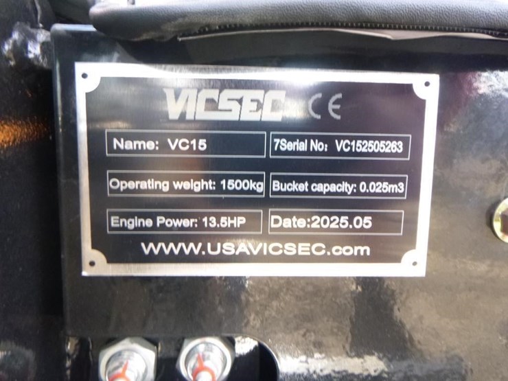 2025-vicsec-vc15-hydraulic-excavator-image-29