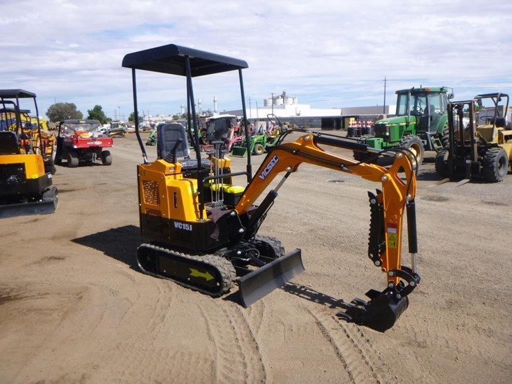 2025-vicsec-vc15j-hydraulic-excavator-image-2