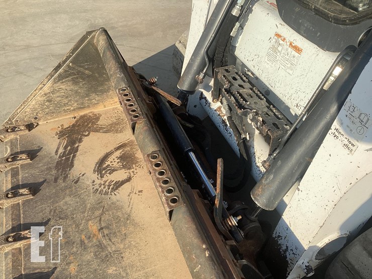 2019-bobcat-t770-image-12