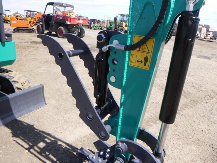 2025-cfg-qk16r-hydraulic-excavator-image-12
