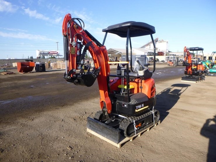 2025-tpm-16-hydraulic-excavator-image-1