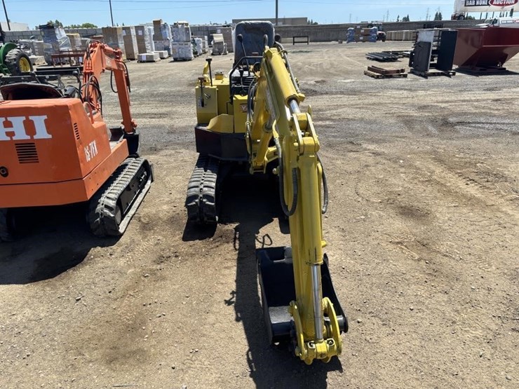 yanmar-yb01uz-hydraulic-excavator-image-5