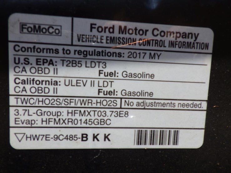 2017-ford-explorer-image-12