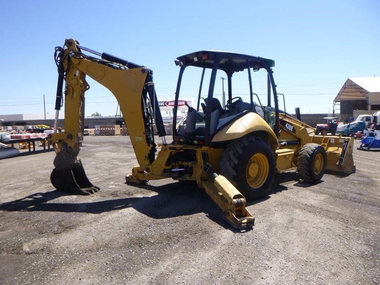 2011-caterpillar-420e-image-3