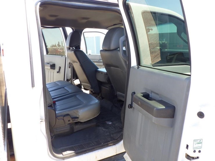 2012-ford-f550-image-9