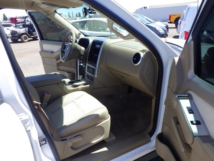 2007-mercury-mountaineer-image-6