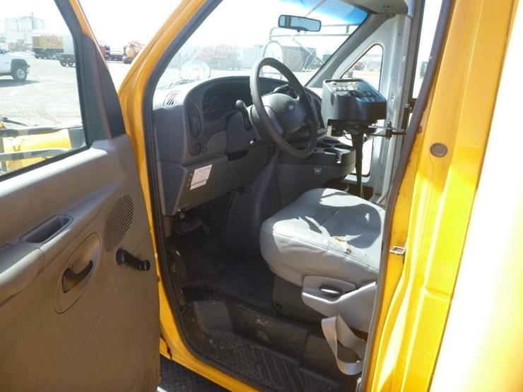 2006-ford-e450-image-6