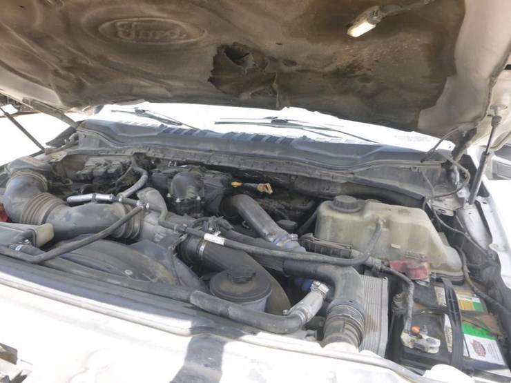 2017-ford-f550-image-15