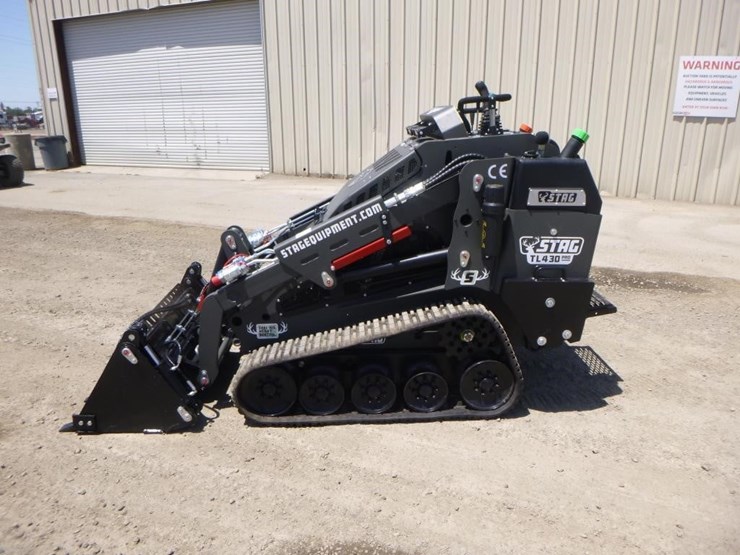 2024-kubota-d1703-image-5