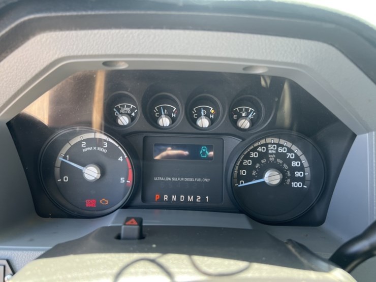 2016-ford-f550-image-22