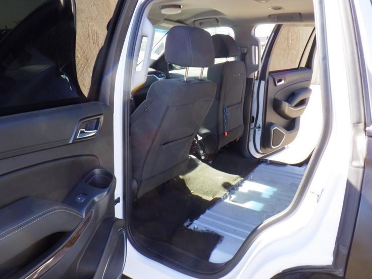 2018-chevrolet-tahoe-image-7