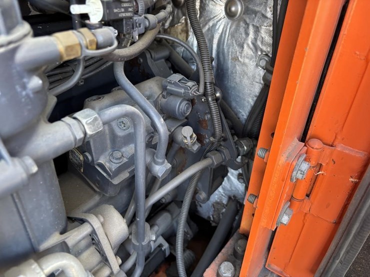 2013-doosan-dl300-3-image-56