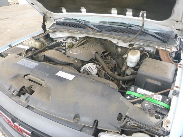 2006-gmc-2500-image-13