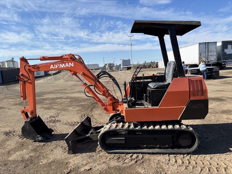 airman-hm20-hydraulic-excavator-image-5