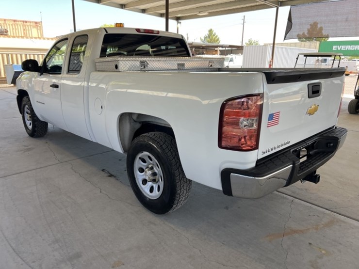 2013-chevrolet-silverado-1500-image-5