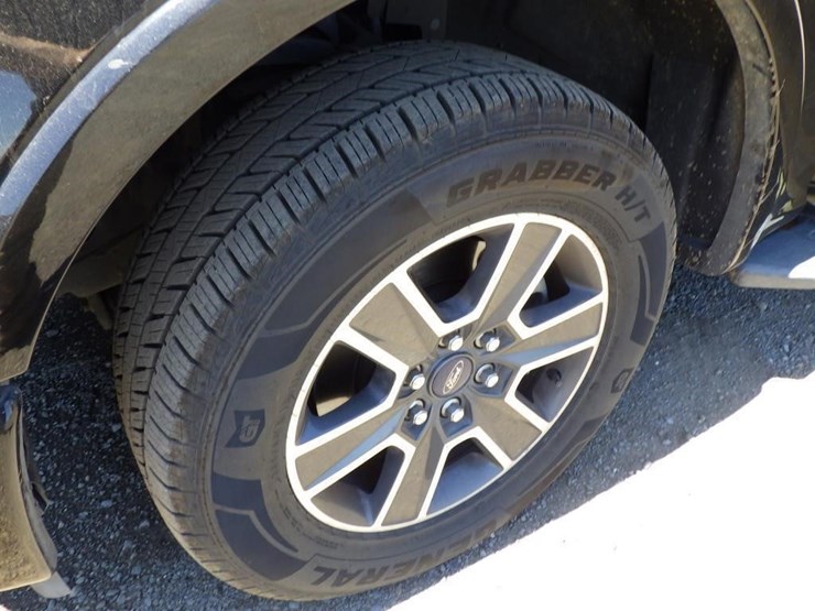 2017-ford-f150-image-14
