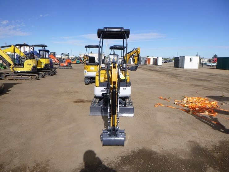 2025-sdlanch-sdle20-hydraulic-excavator-image-6