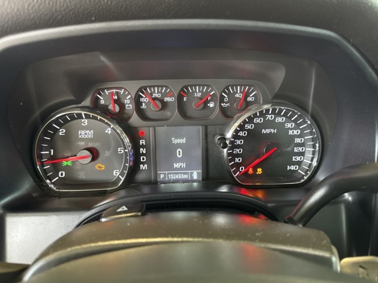 2015-chevrolet-silverado-1500-image-17