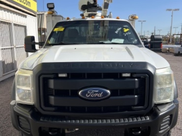 2016-ford-f550-image-3
