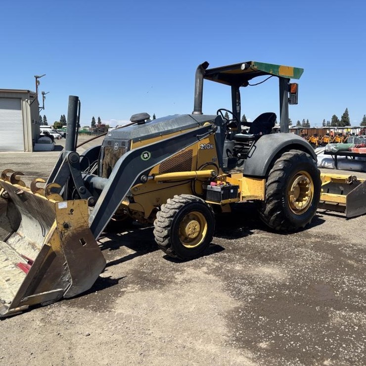2014 DEERE 210K