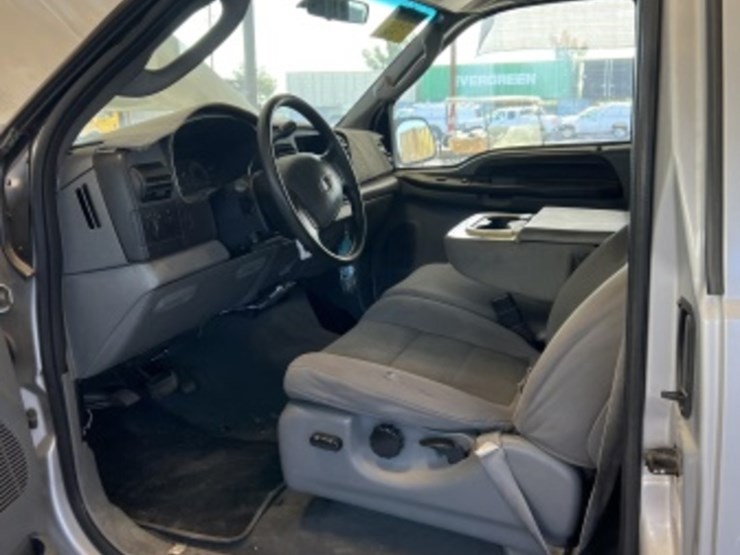 2005-ford-f250-image-21