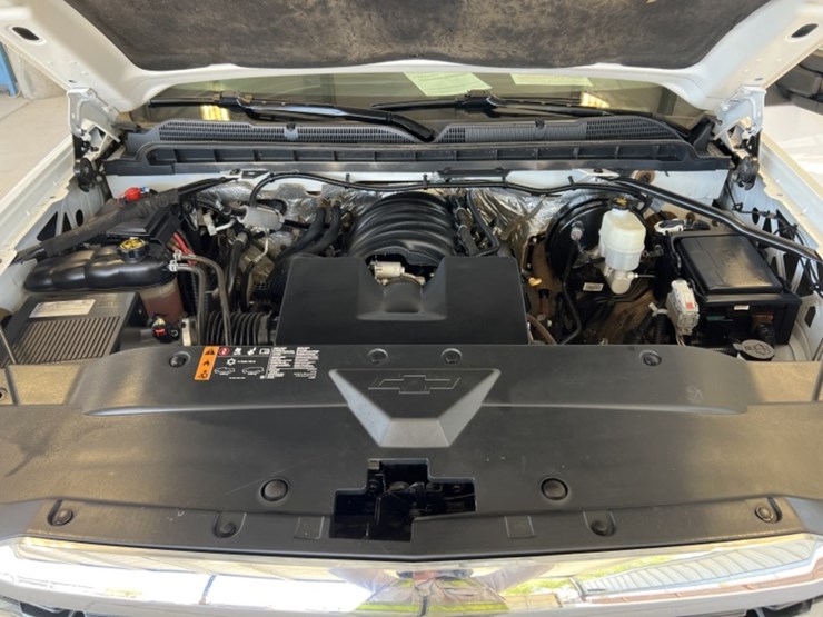 2018-chevrolet-silverado-1500-image-13