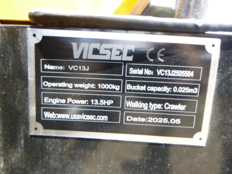 2025-vicsec-vc13j-hydraulic-excavator-image-28