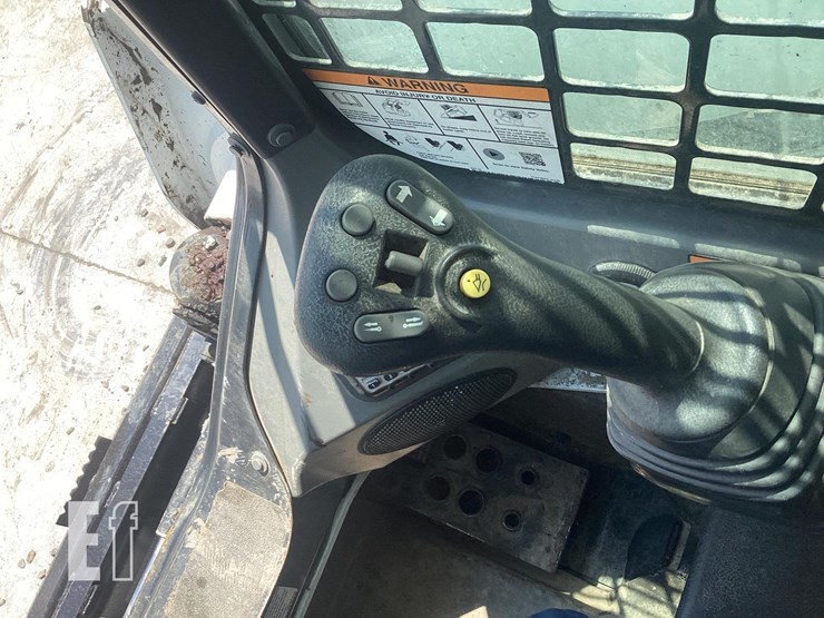 2020-bobcat-t870-image-19