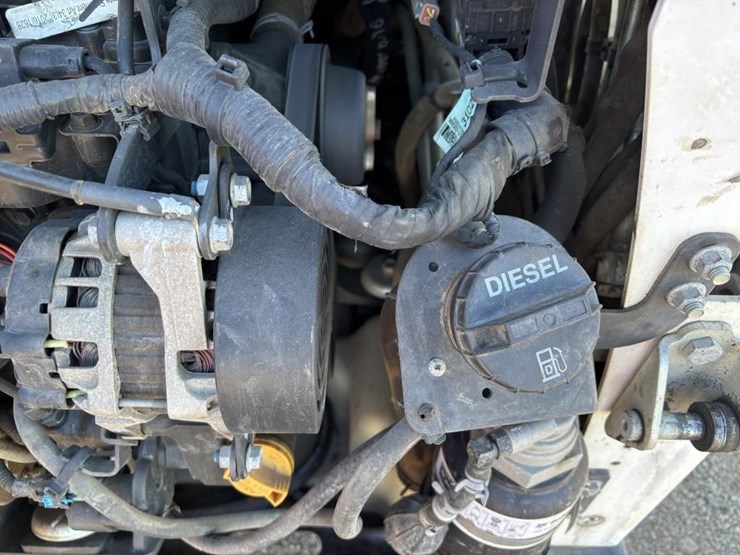 2019-bobcat-t590-image-35