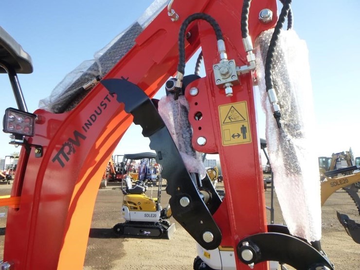 2025-tpm-20k-hydraulic-excavator-image-12