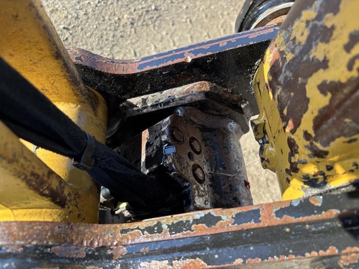2018-caterpillar-305e2-hydraulic-excavator-image-13