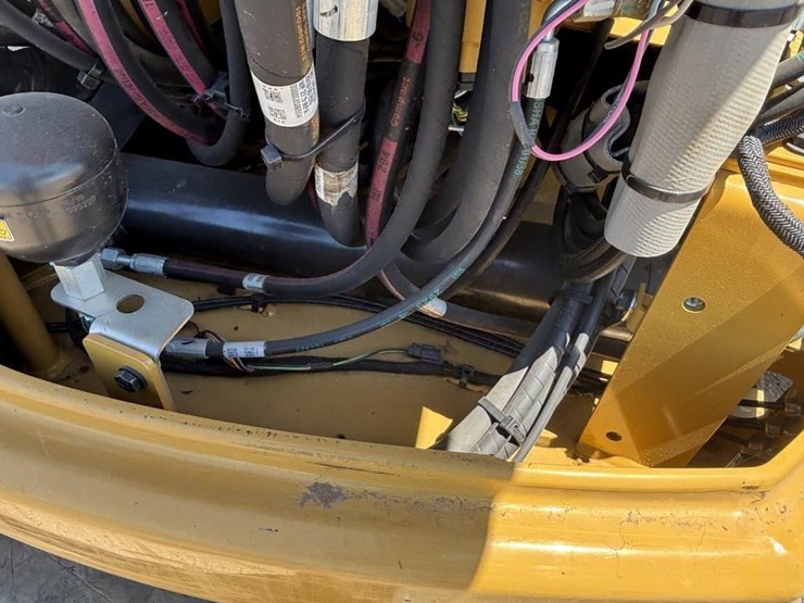 2018-caterpillar-305e2-hydraulic-excavator-image-45