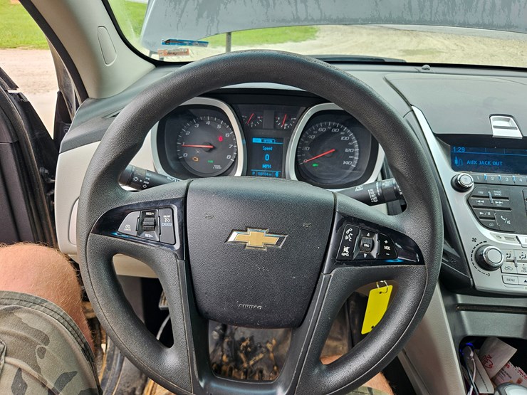 2014-chevrolet-equinox-image-36
