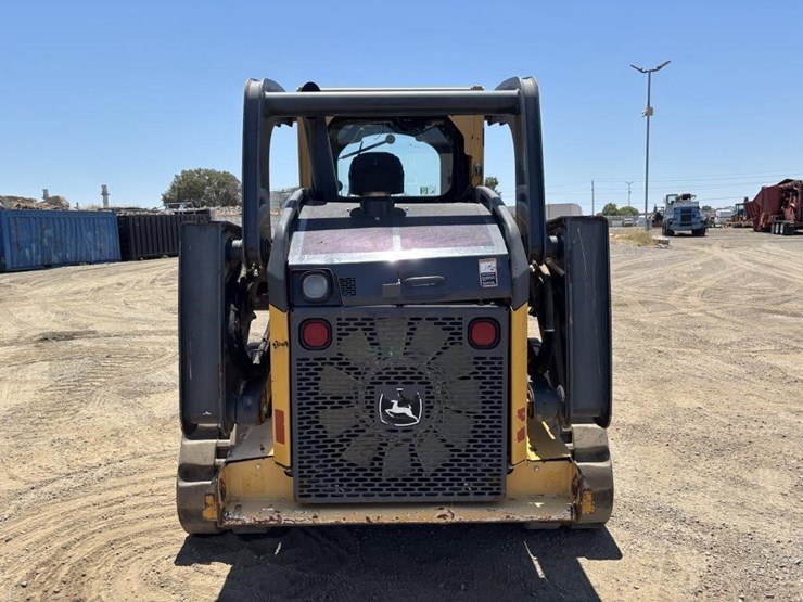2015-deere-333e-image-8