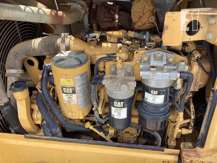 2012-caterpillar-d5k2-lgp-image-13