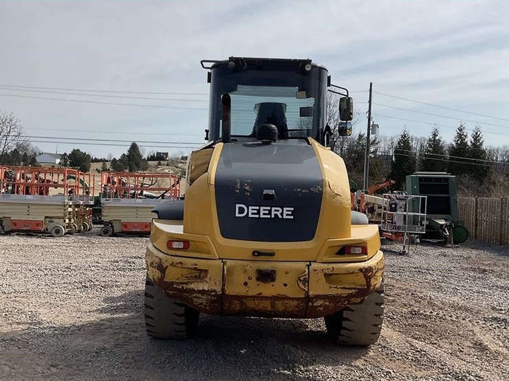 2019-deere-344l-image-3