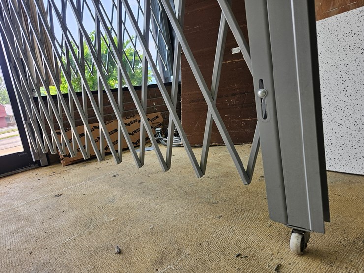#18789-•-xpanda-security-gates-image-12