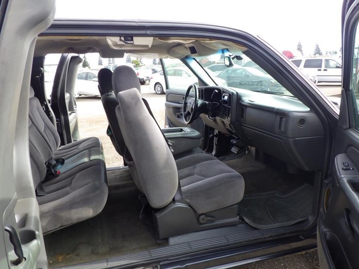 2004-gmc-1500-image-6