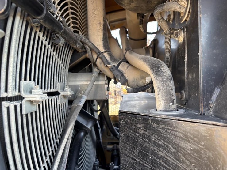 2019-caterpillar-930m-image-55